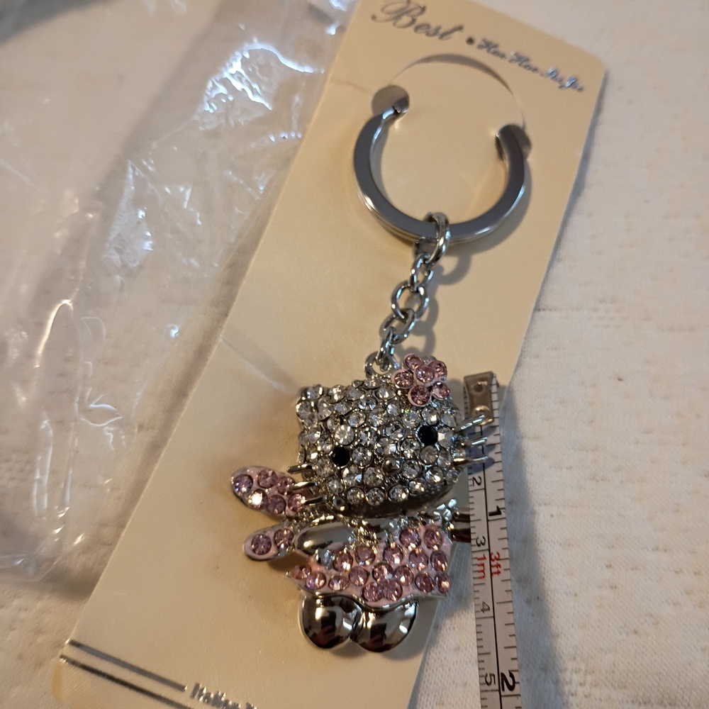 Hello Kitty keychain💞 - Picture 2 of 3